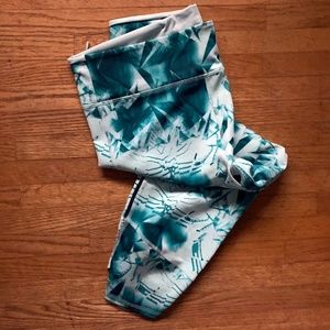 Adidas Supernova Crop Tights - Medium